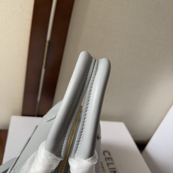 スーパーコピーブランドバッグ角部分ディテール